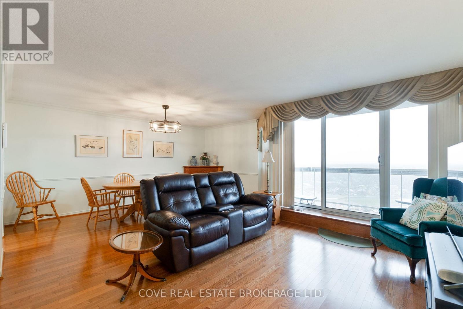 2704 - 323 Colborne Street, London East, Ontario  N6B 3N8 - Photo 9 - X12856730