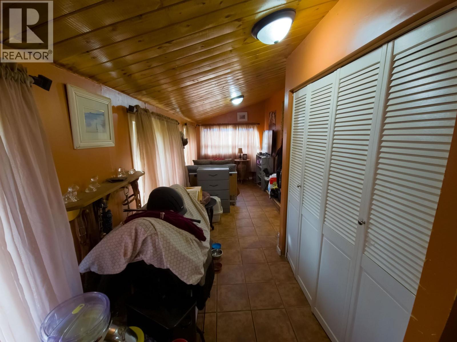 8399 N Bridge Lake Road, Bridge Lake, British Columbia  V0K 1X2 - Photo 16 - R3096984