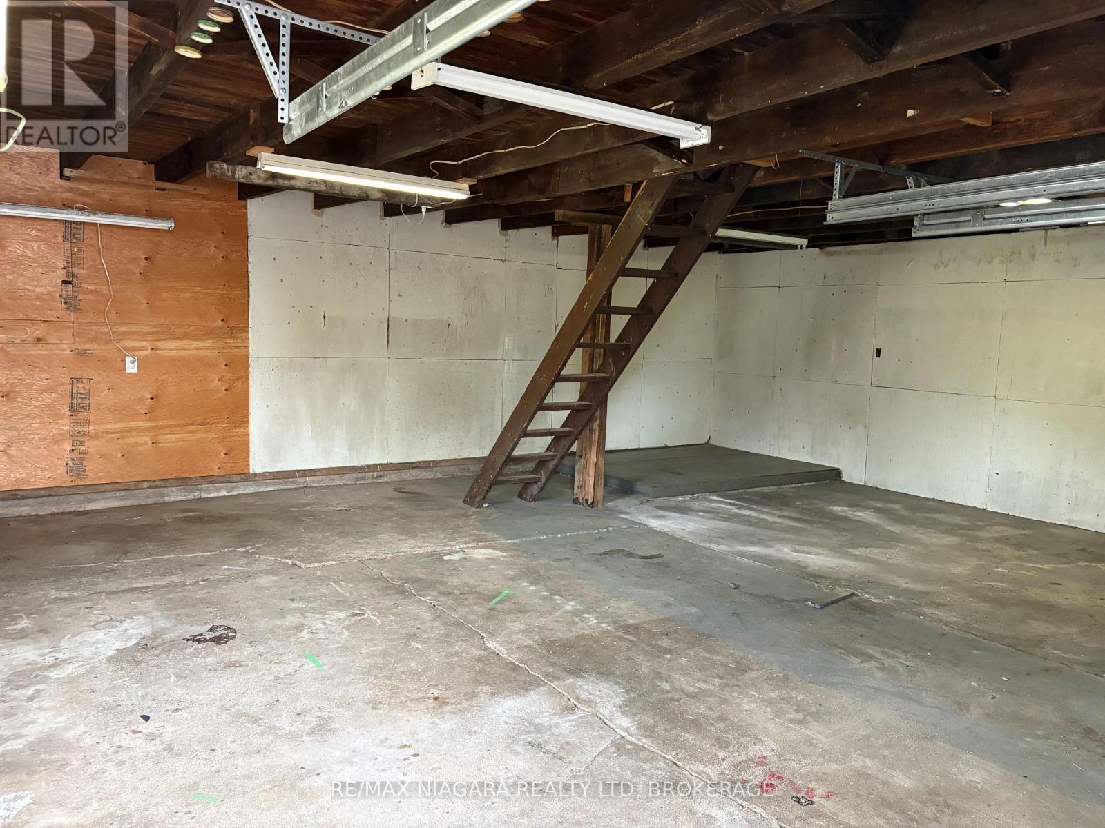 549 Ridge Road N, Fort Erie, Ontario  L0S 1N0 - Photo 21 - X12855640