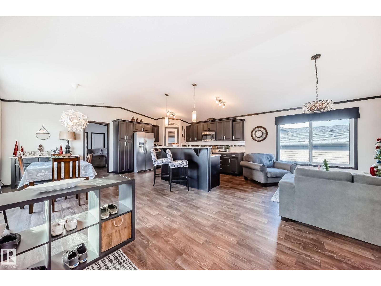 115 Hawthorn Dr, Morinville, Alberta  T8R 2P7 - Photo 8 - E4476112