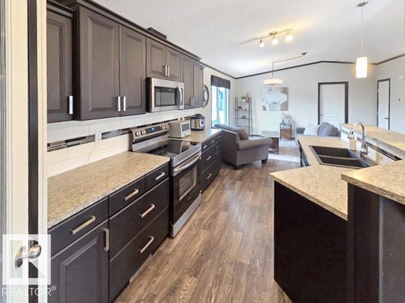 115 Hawthorn Dr, Morinville, Alberta  T8R 2P7 - Photo 13 - E4476112