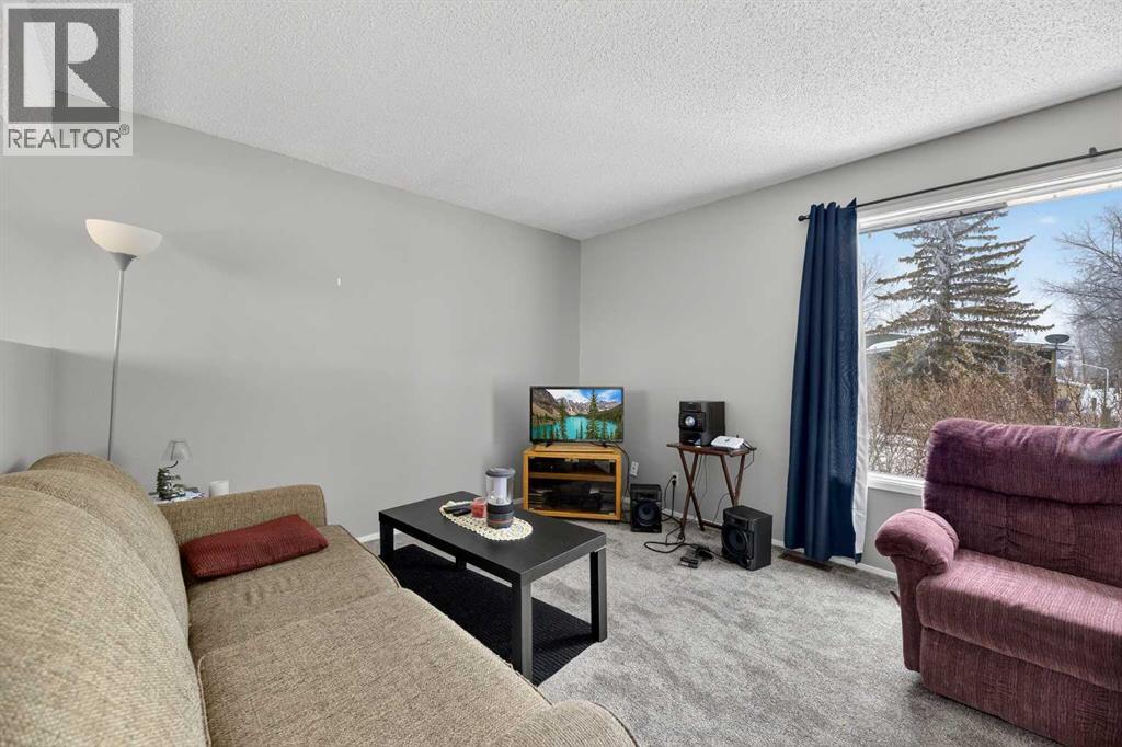 6119 53 Street, Olds, Alberta  T4H 1L2 - Photo 5 - A2289414