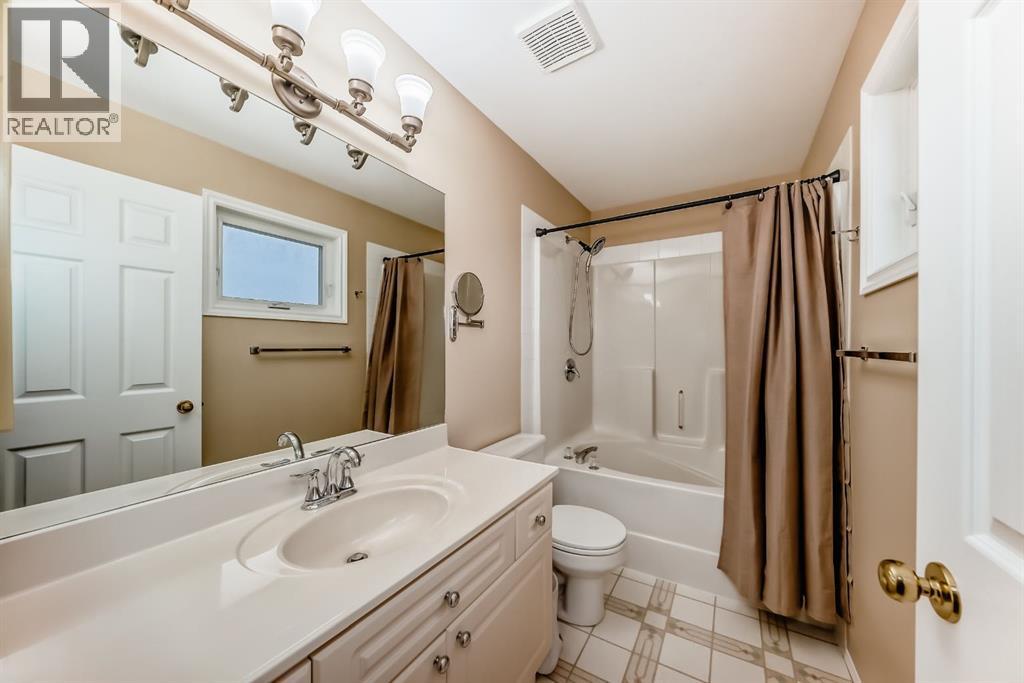 88 Hidden Hills Way Nw, Calgary, Alberta  T3A 5Y3 - Photo 21 - A2290298