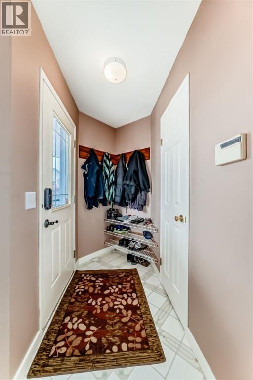 88 Hidden Hills Way Nw, Calgary, Alberta  T3A 5Y3 - Photo 17 - A2290298