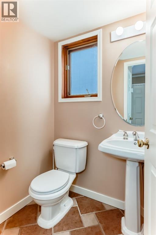 88 Hidden Hills Way Nw, Calgary, Alberta  T3A 5Y3 - Photo 16 - A2290298