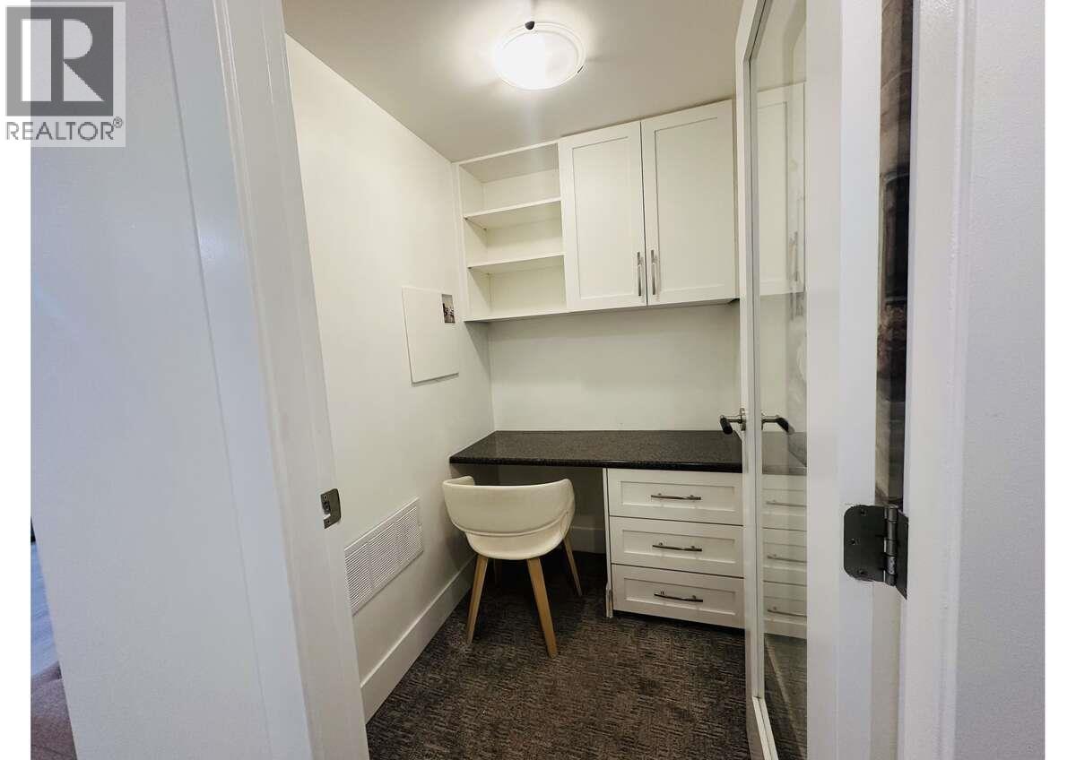 202 1033 Marinaside Crescent, Vancouver, British Columbia  V6Z 3A3 - Photo 10 - R3074656