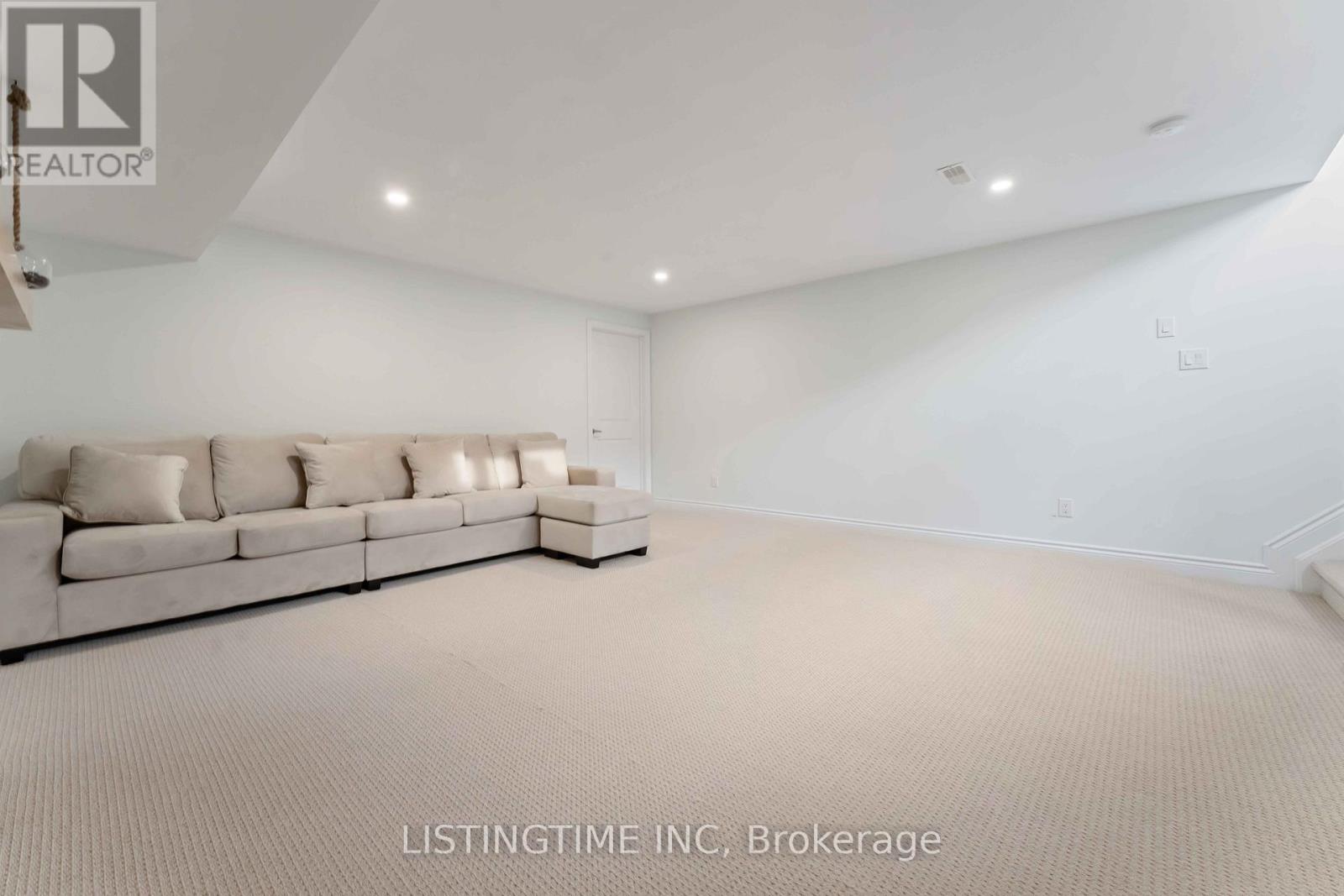 704 Brian Good Avenue, Ottawa, Ontario  K4M 0C1 - Photo 4 - X12856592