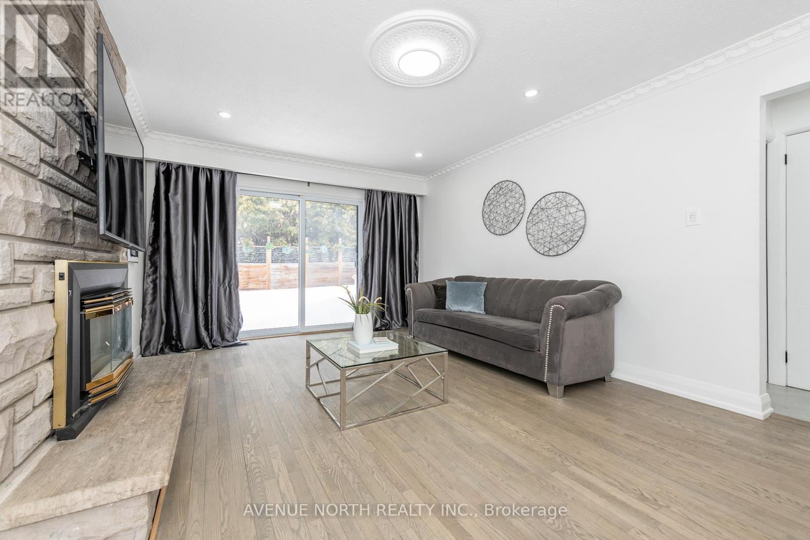 2007 Tawney Road, Ottawa, Ontario  K1G 1B5 - Photo 17 - X12856650