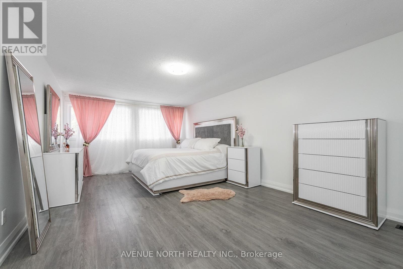 2007 Tawney Road, Ottawa, Ontario  K1G 1B5 - Photo 23 - X12856650