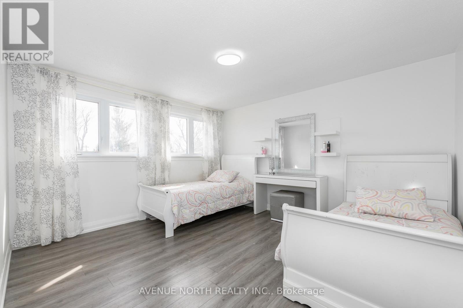 2007 Tawney Road, Ottawa, Ontario  K1G 1B5 - Photo 29 - X12856650