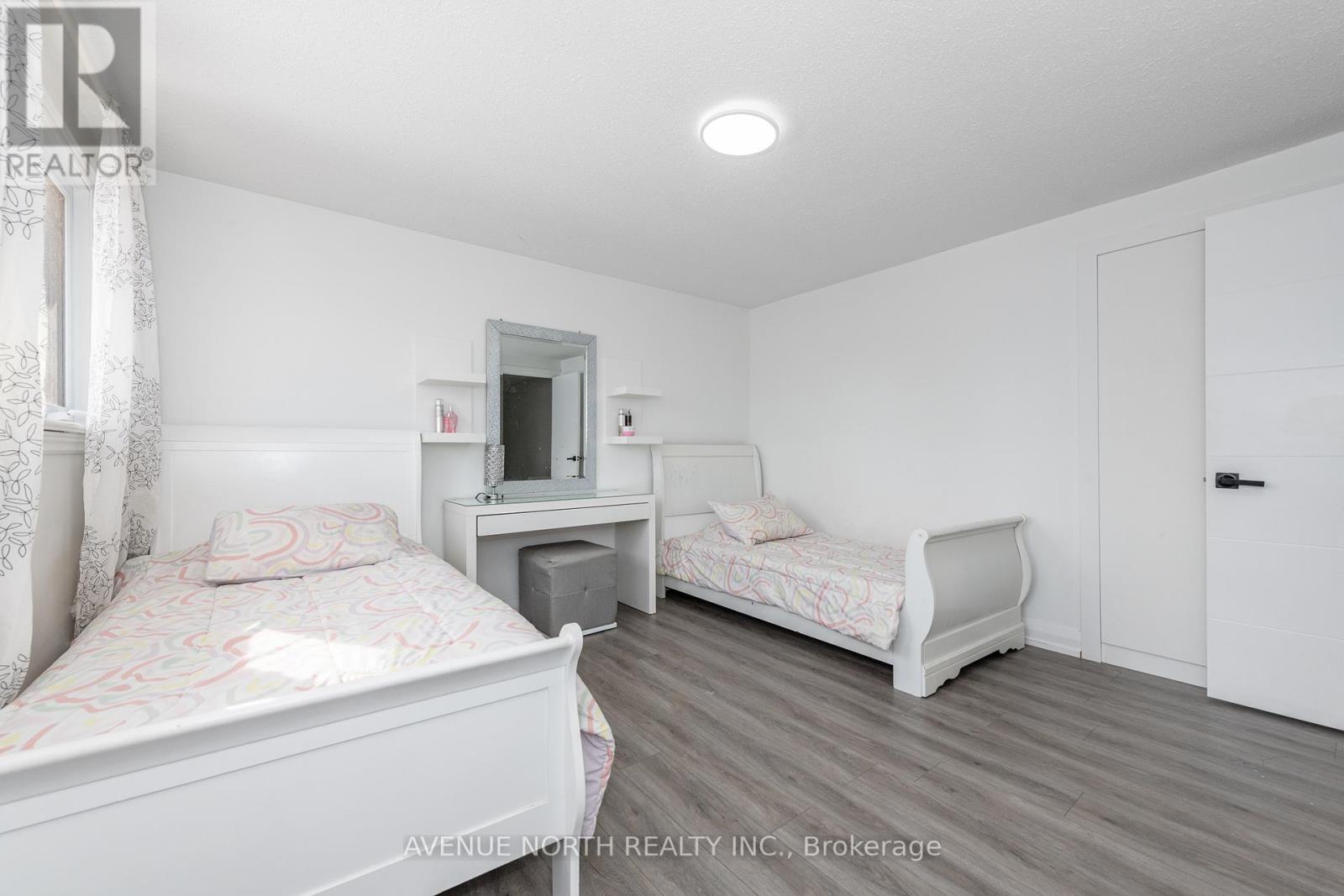 2007 Tawney Road, Ottawa, Ontario  K1G 1B5 - Photo 30 - X12856650