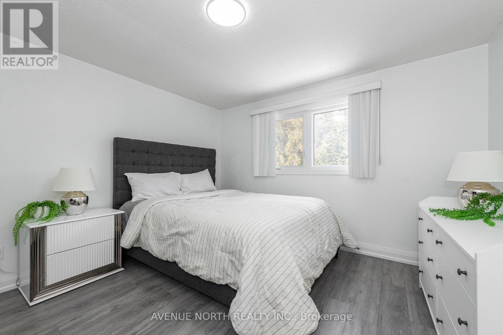 2007 Tawney Road, Ottawa, Ontario  K1G 1B5 - Photo 34 - X12856650