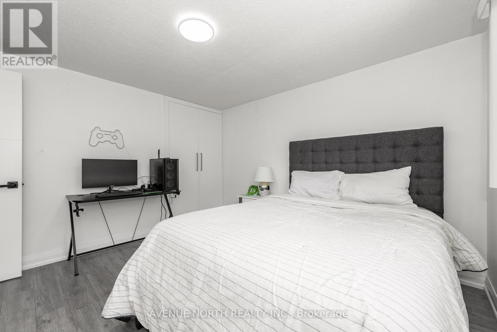 2007 Tawney Road, Ottawa, Ontario  K1G 1B5 - Photo 36 - X12856650