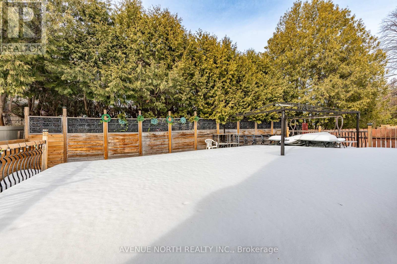 2007 Tawney Road, Ottawa, Ontario  K1G 1B5 - Photo 49 - X12856650