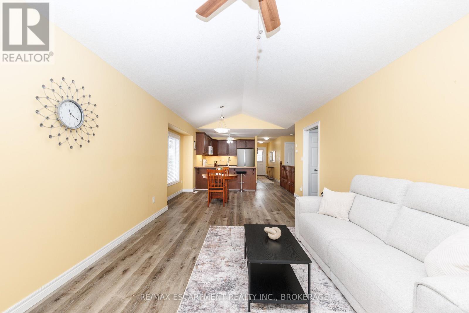 1 Sunnydale Court, West Lincoln (Smithville), Ontario  L0R 2A0 - Photo 12 - X12856750