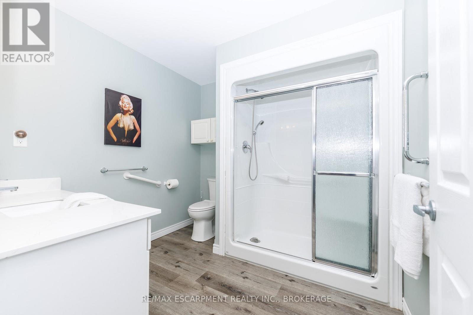 1 Sunnydale Court, West Lincoln (Smithville), Ontario  L0R 2A0 - Photo 14 - X12856750