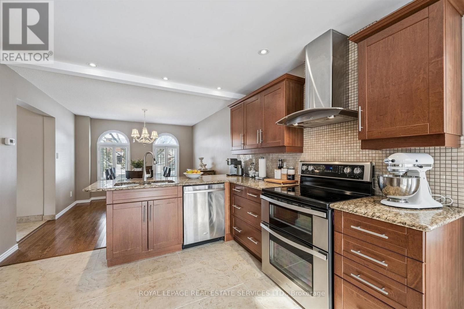 236 O'donoghue Avenue, Oakville, Ontario  L6H 3W6 - Photo 14 - W12742876