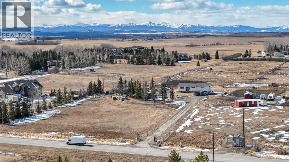 243201 Range Road 33, Rural Rocky View County, Alberta  T3Z 2E6 - Photo 2 - A2209793