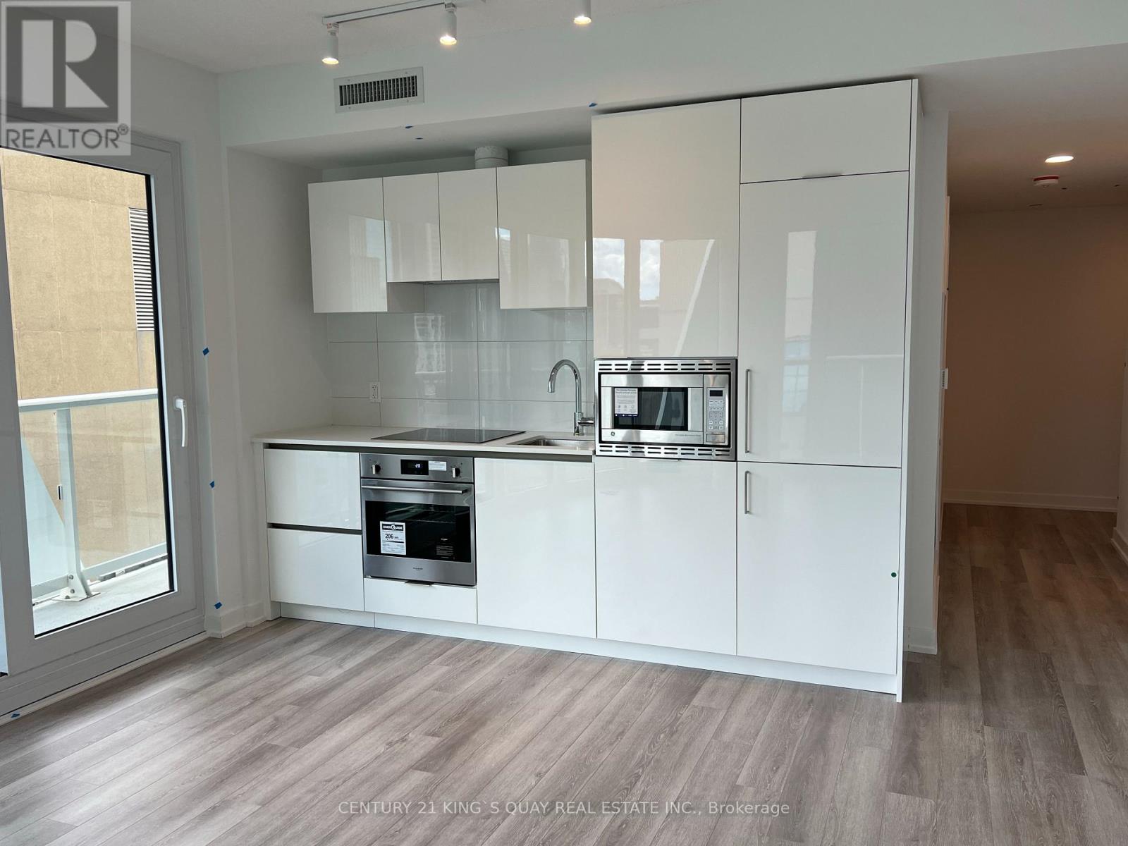 1126 - 230 Simcoe Street, Toronto, Ontario  M5T 0G7 - Photo 3 - C12856538