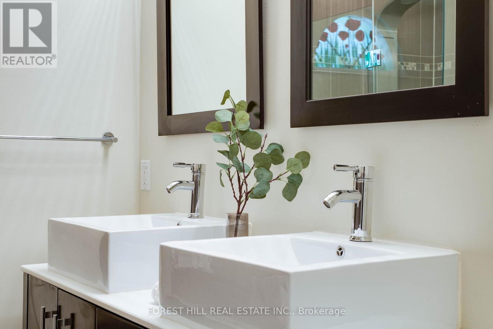 244 Waterloo Avenue, Toronto, Ontario  M3H 3Z4 - Photo 21 - C12856540