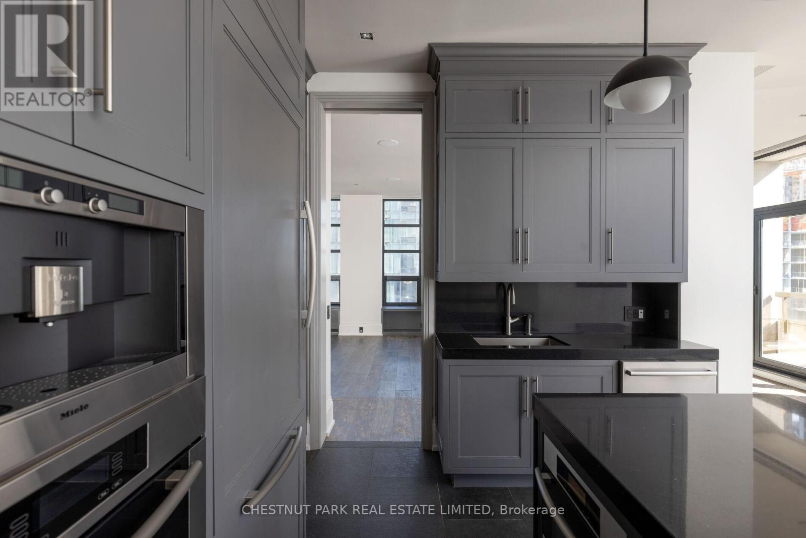 1601 - 68 Yorkville Avenue, Toronto, Ontario  M5R 3V7 - Photo 21 - C12856604