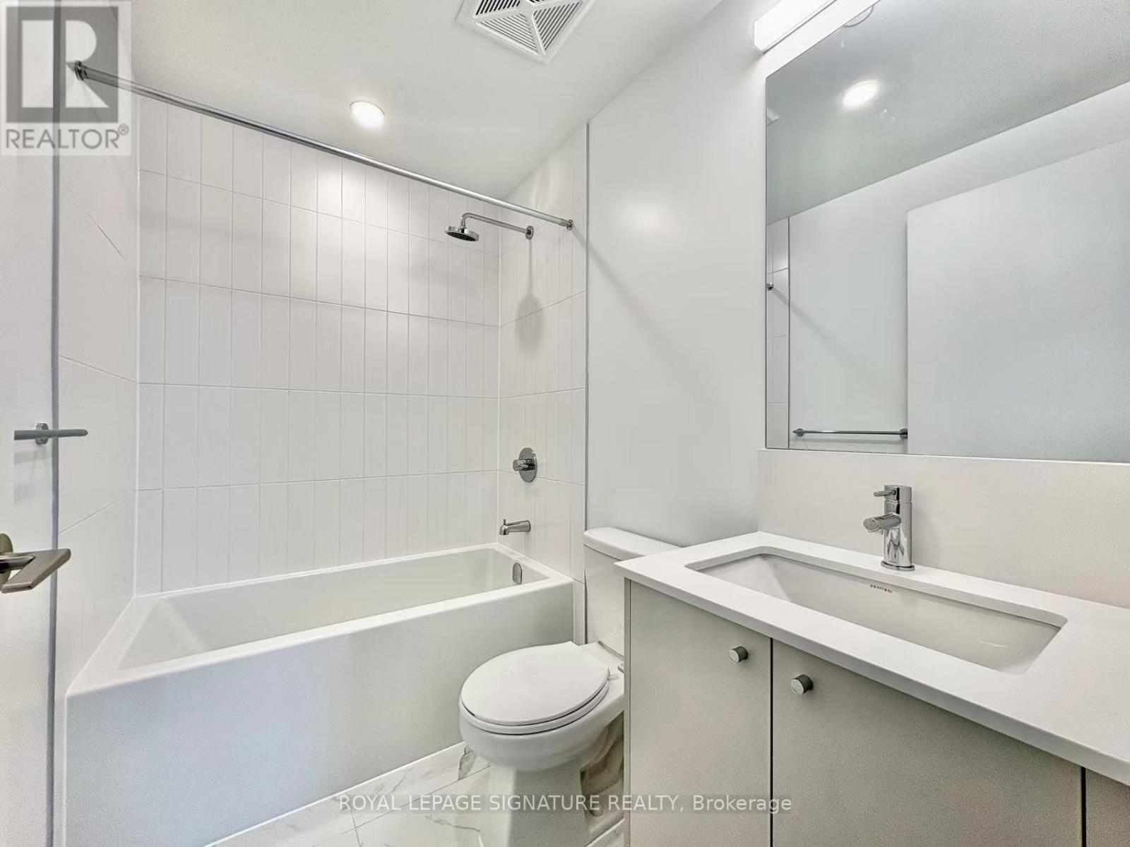 635 - 30 Dreamers Way, Toronto, Ontario  M5A 0Y7 - Photo 8 - C12856636