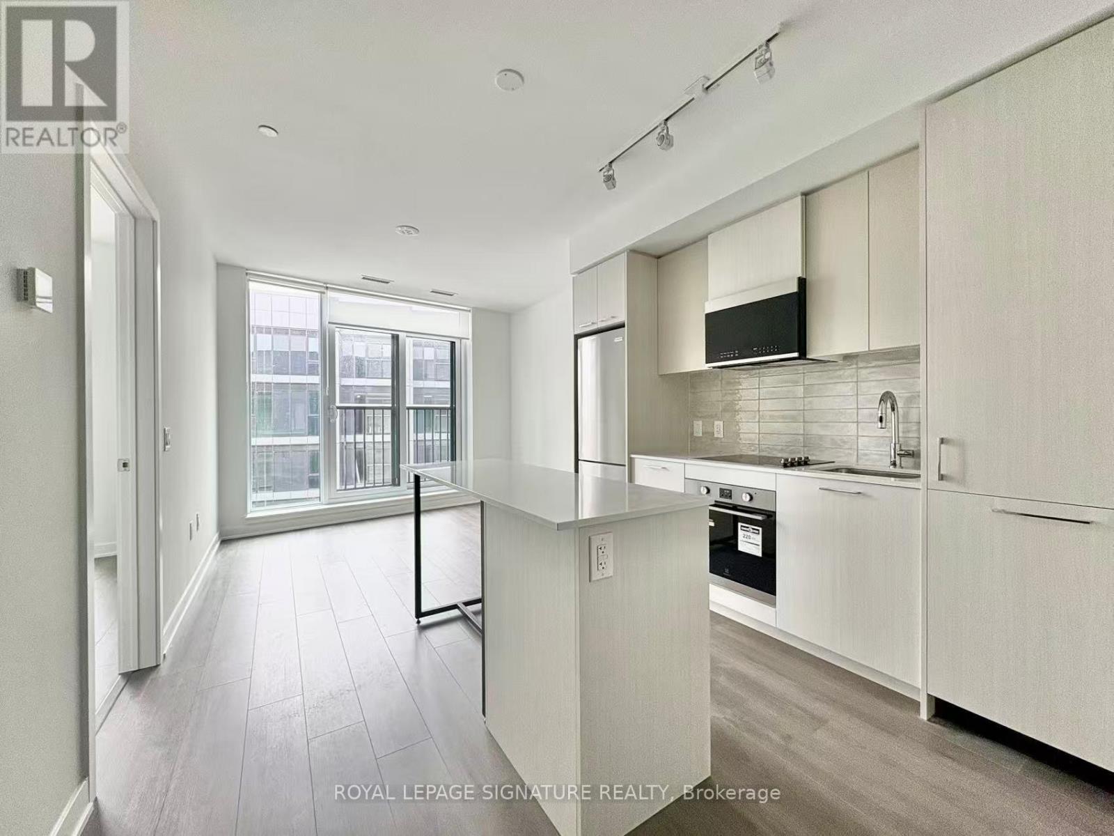 650 - 30 Dreamers Way, Toronto, Ontario  M5A 0Y7 - Photo 2 - C12856638