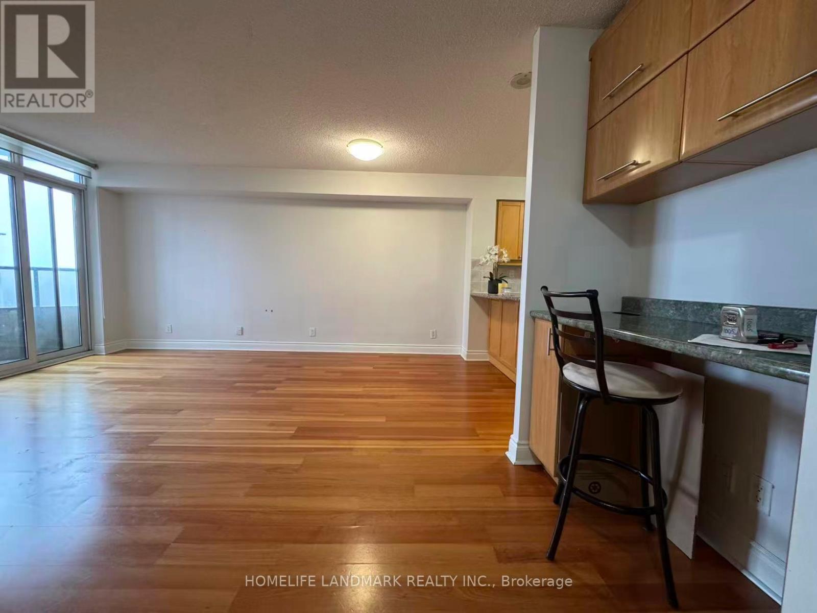 1005 - 78 Harrison Garden Boulevard, Toronto, Ontario  M2N 7E2 - Photo 3 - C12856652