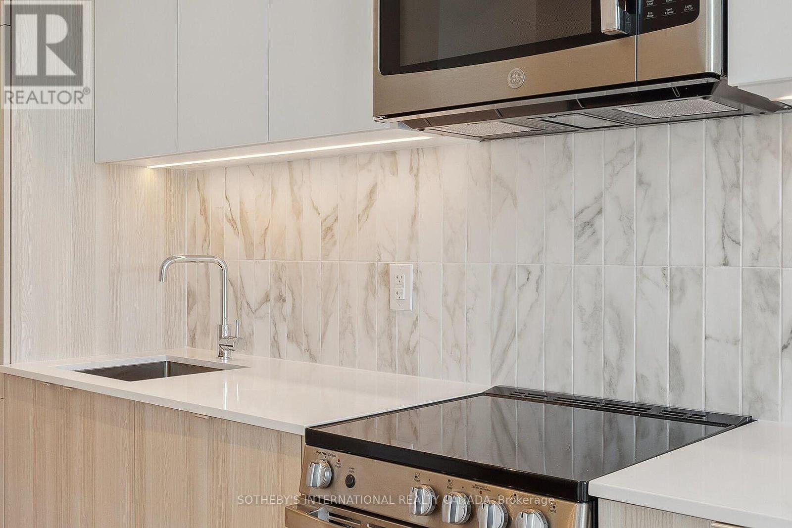 310 - 500 Dupont Street, Toronto, Ontario  M6G 1Y7 - Photo 11 - C12856682