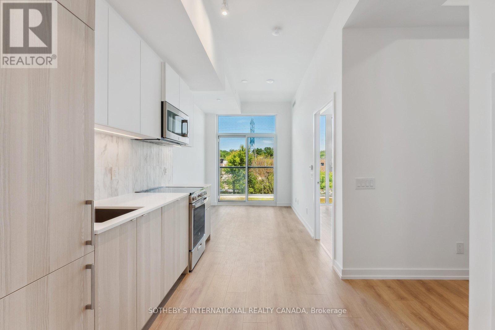 310 - 500 Dupont Street, Toronto, Ontario  M6G 1Y7 - Photo 2 - C12856682