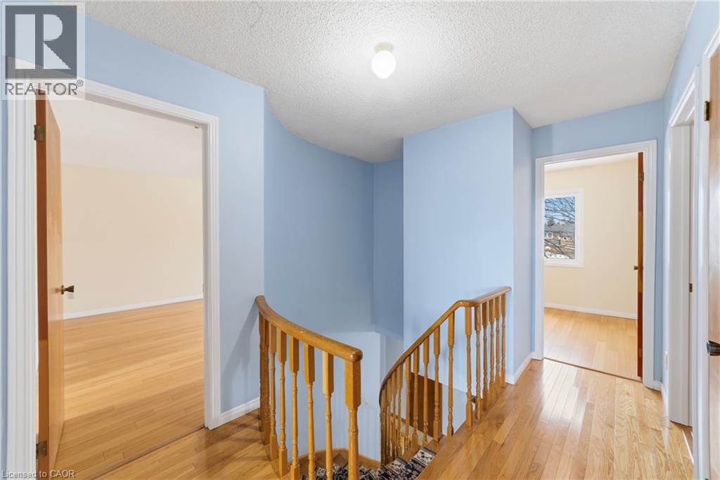 2084 Pen Street, Oakville, Ontario  L6H 3L3 - Photo 21 - 40807522