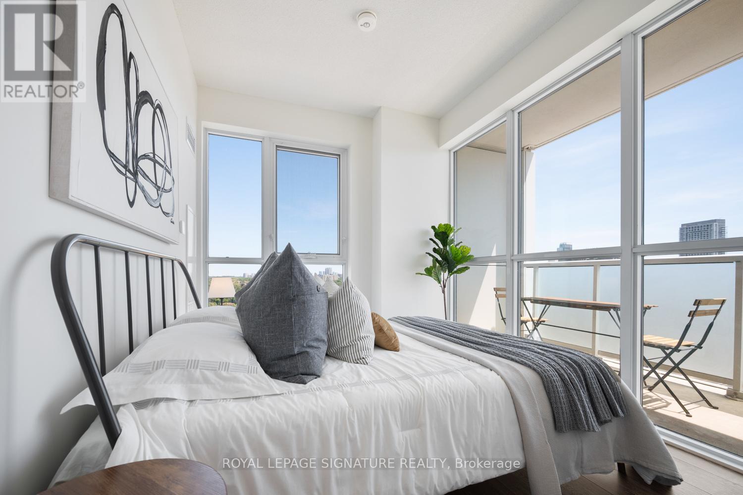 1611 - 188 Fairview Mall Drive E, Toronto, Ontario  M2J 0H7 - Photo 10 - C12856734