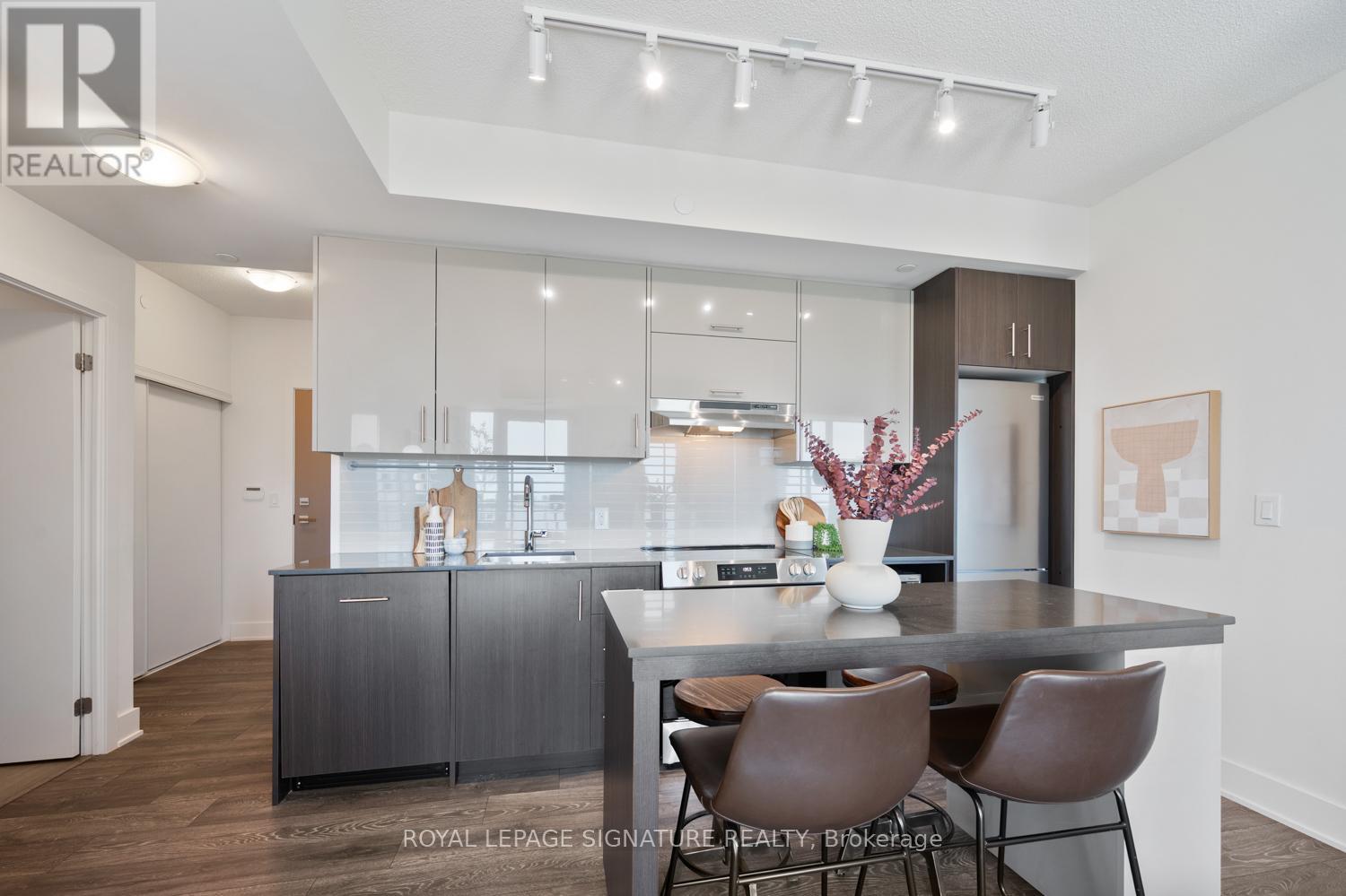 1611 - 188 Fairview Mall Drive E, Toronto, Ontario  M2J 0H7 - Photo 7 - C12856734