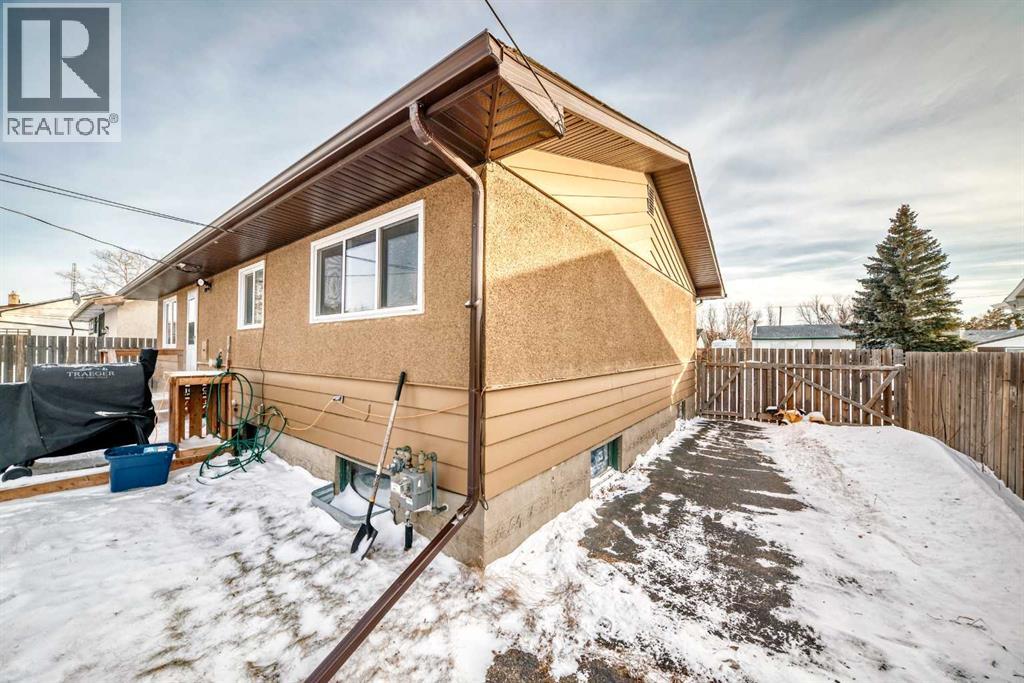 4924 39 Street, Innisfail, Alberta  T4G 1J2 - Photo 43 - A2287732