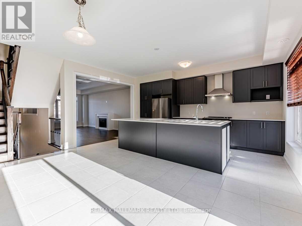 43 Gillivary Drive, Whitby, Ontario  L1P 0C9 - Photo 10 - E12856590