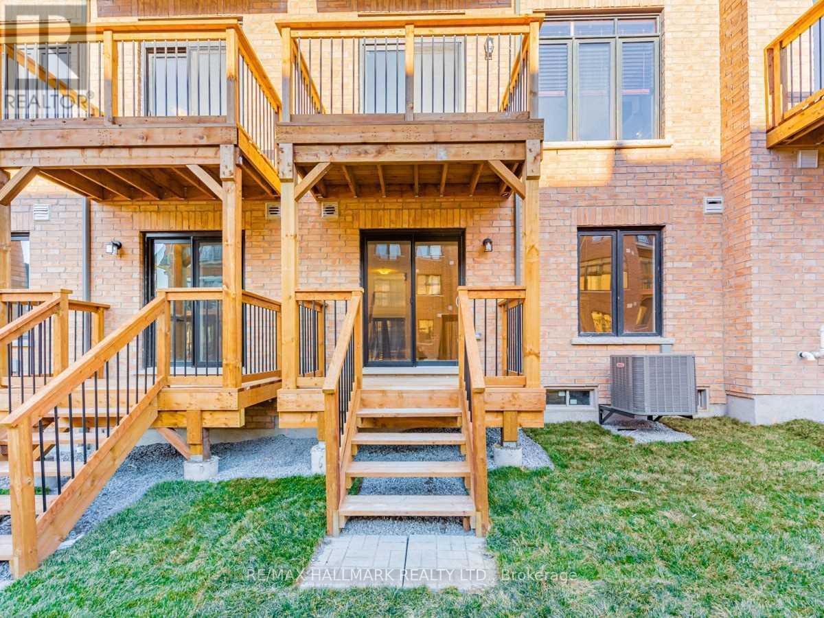 43 Gillivary Drive, Whitby, Ontario  L1P 0C9 - Photo 32 - E12856590