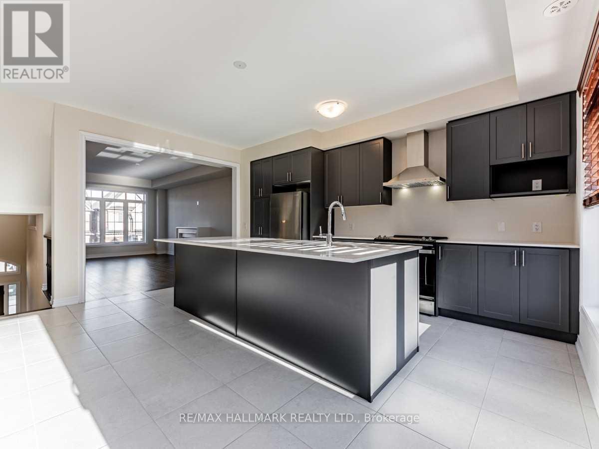 43 Gillivary Drive, Whitby, Ontario  L1P 0C9 - Photo 8 - E12856590