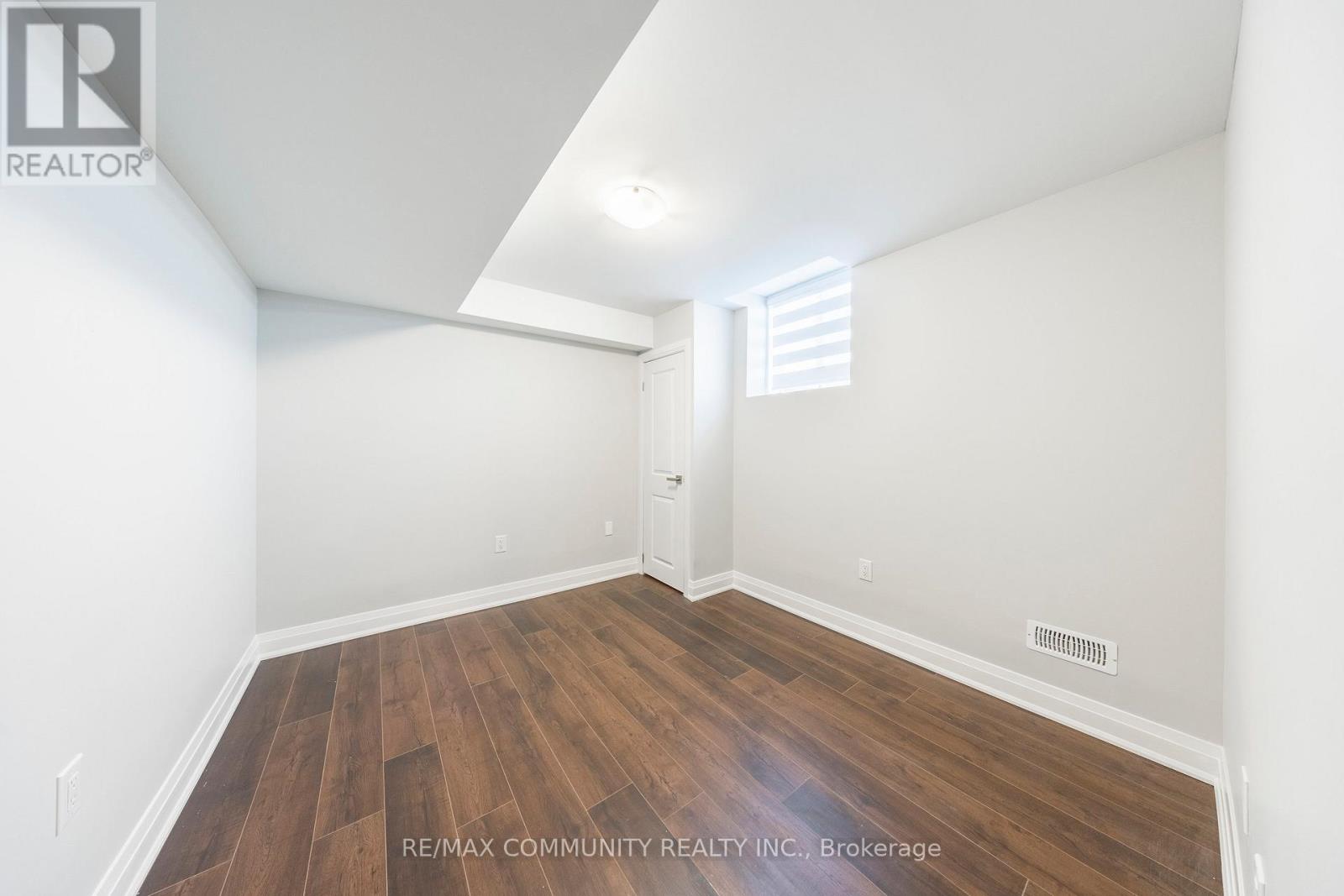 1089 Orenda Street, Pickering, Ontario  L1X 2R2 - Photo 16 - E12856694