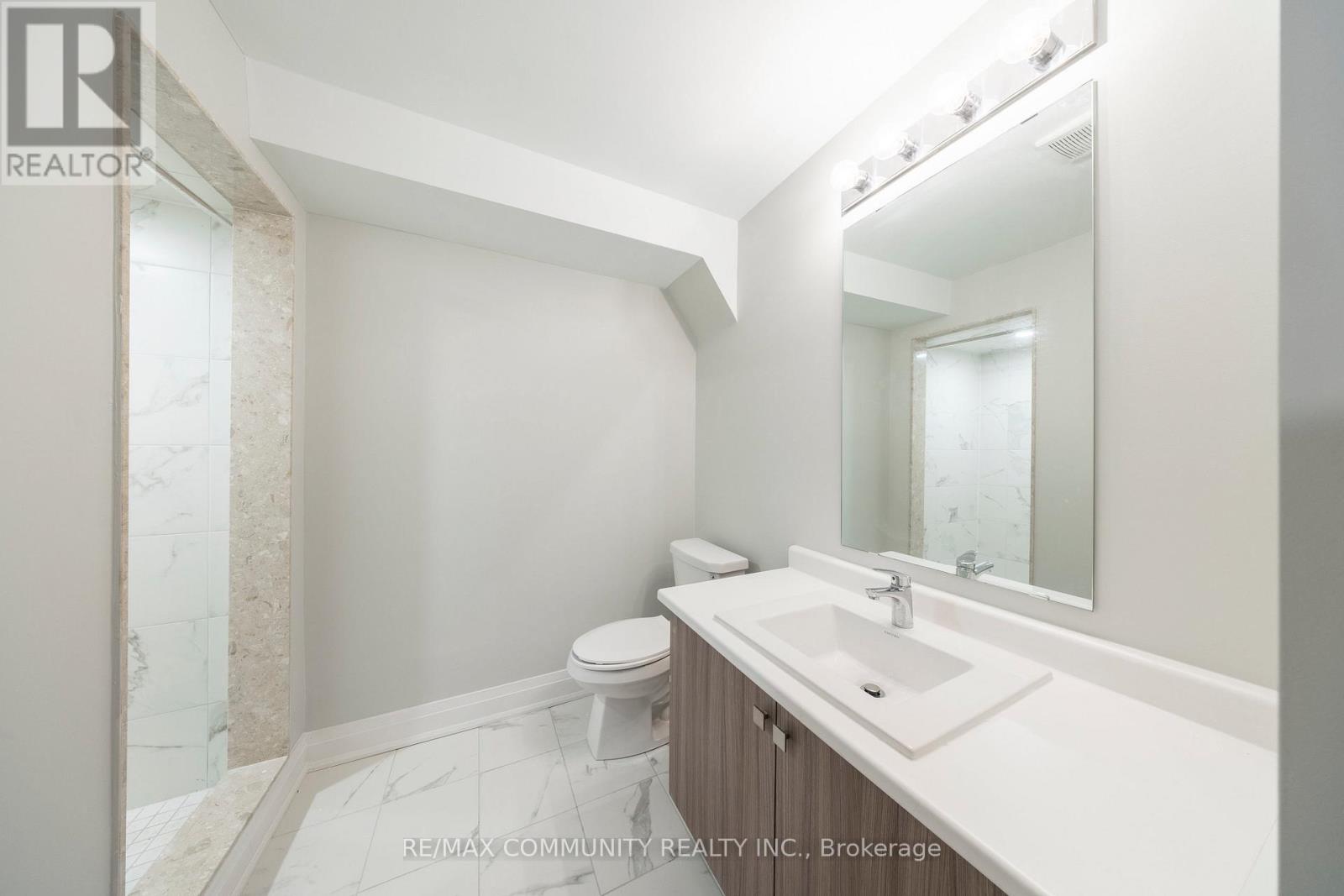 1089 Orenda Street, Pickering, Ontario  L1X 2R2 - Photo 17 - E12856694