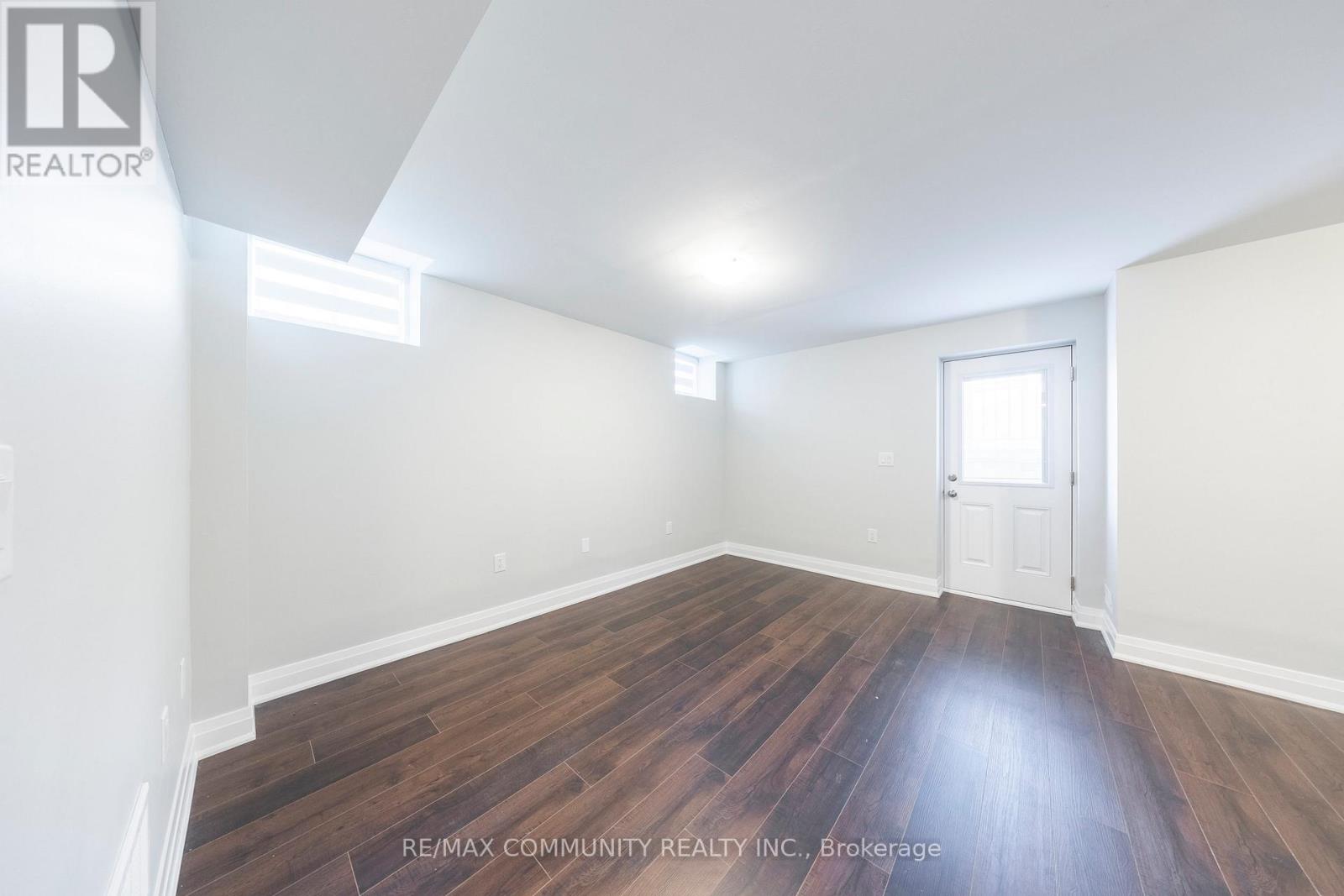 1089 Orenda Street, Pickering, Ontario  L1X 2R2 - Photo 5 - E12856694