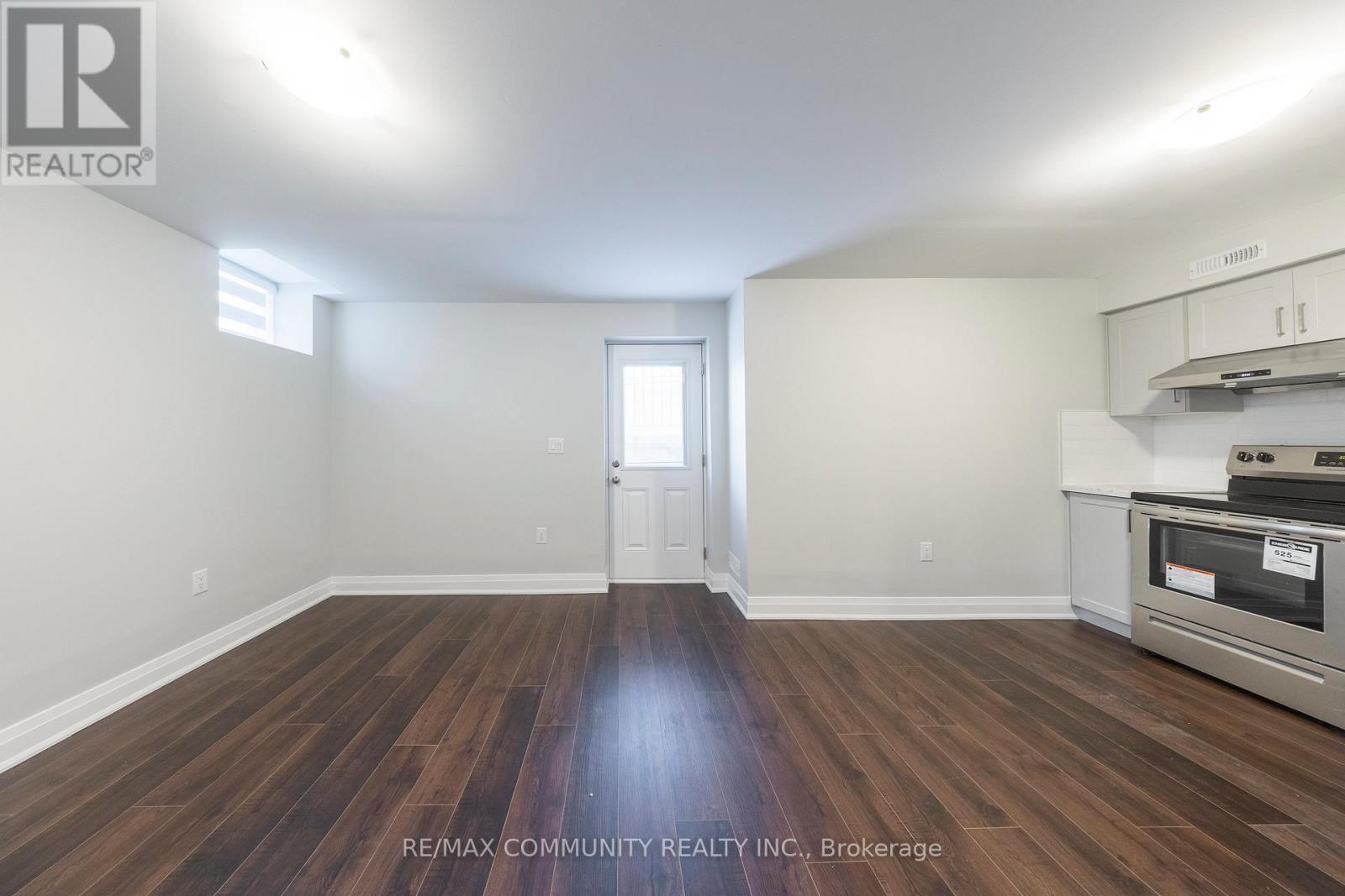 1089 Orenda Street, Pickering, Ontario  L1X 2R2 - Photo 6 - E12856694