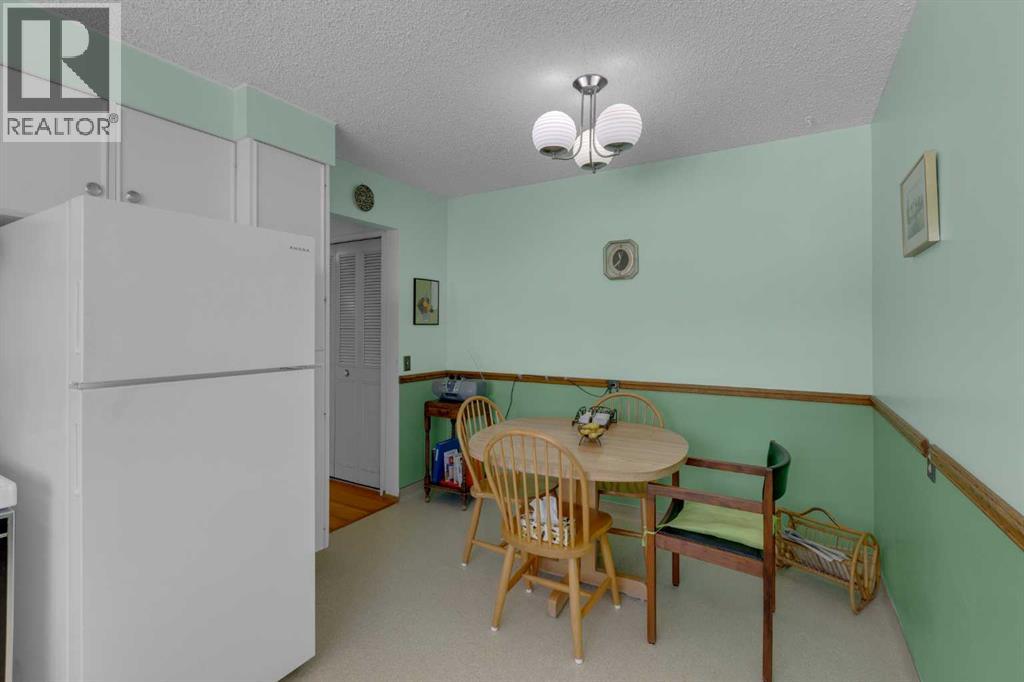 9628 Palisan Place Sw, Calgary, Alberta  T2V 3S9 - Photo 10 - A2287456