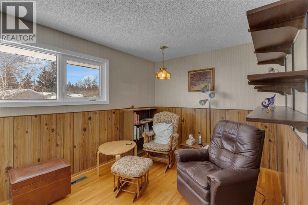 9628 Palisan Place Sw, Calgary, Alberta  T2V 3S9 - Photo 14 - A2287456