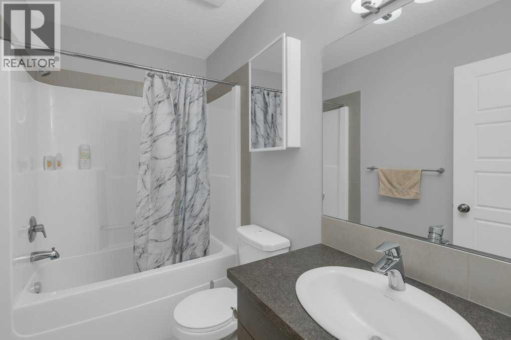 207, 207 Sunset Drive, Cochrane, Alberta  T4C 0H7 - Photo 24 - A2290337