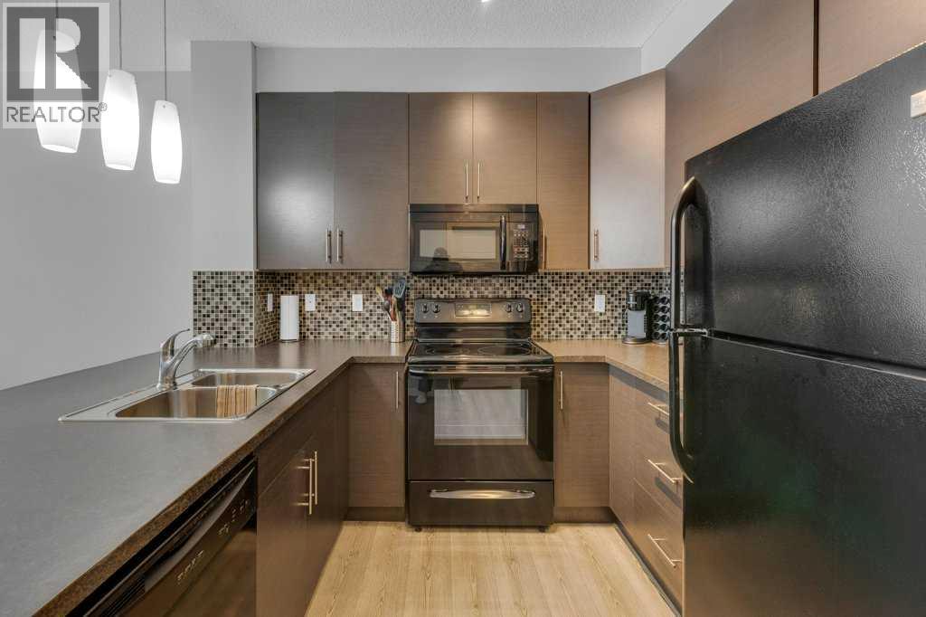 207, 207 Sunset Drive, Cochrane, Alberta  T4C 0H7 - Photo 5 - A2290337