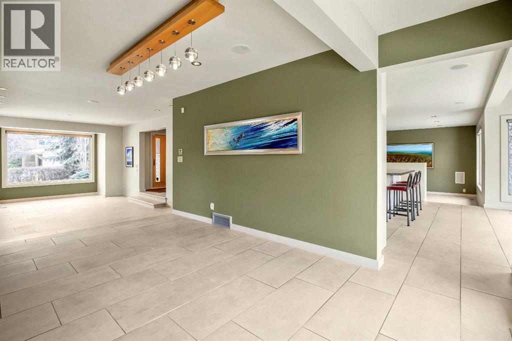 16 Stratton Place Sw, Calgary, Alberta  T3H 1T6 - Photo 15 - A2291243