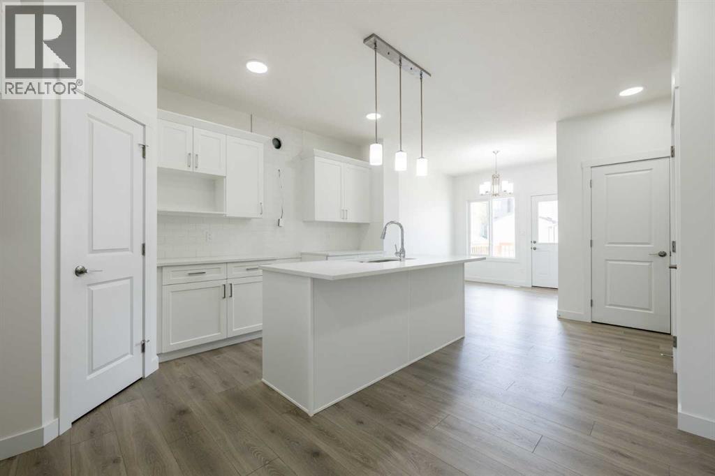 134 Heartland Street, Cochrane, Alberta  T4C 3L9 - Photo 9 - A2291378