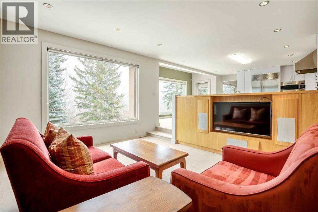 16 Stratton Place Sw, Calgary, Alberta  T3H 1T6 - Photo 24 - A2291243