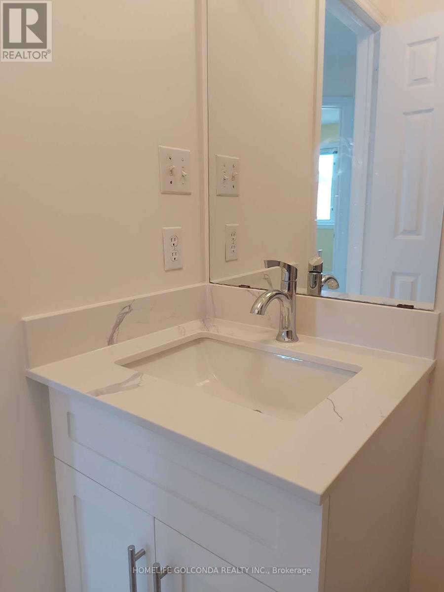 471 South Unionville Avenue, Markham (Village Green-South Unionville), Ontario  L3R 5G8 - Photo 26 - N12856528