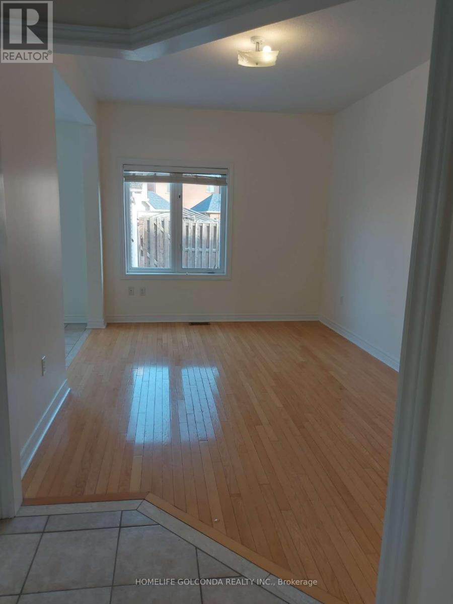 471 South Unionville Avenue, Markham (Village Green-South Unionville), Ontario  L3R 5G8 - Photo 4 - N12856528